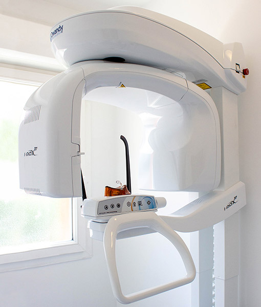 Radiologie dentaire, panoramique dentaire, radiographie rétro-alvéolairem scanner 3D